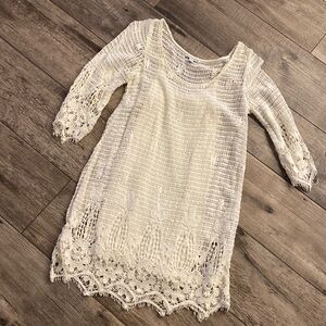 Lace detail 3/4 sleeve American Eagle dress in ivory